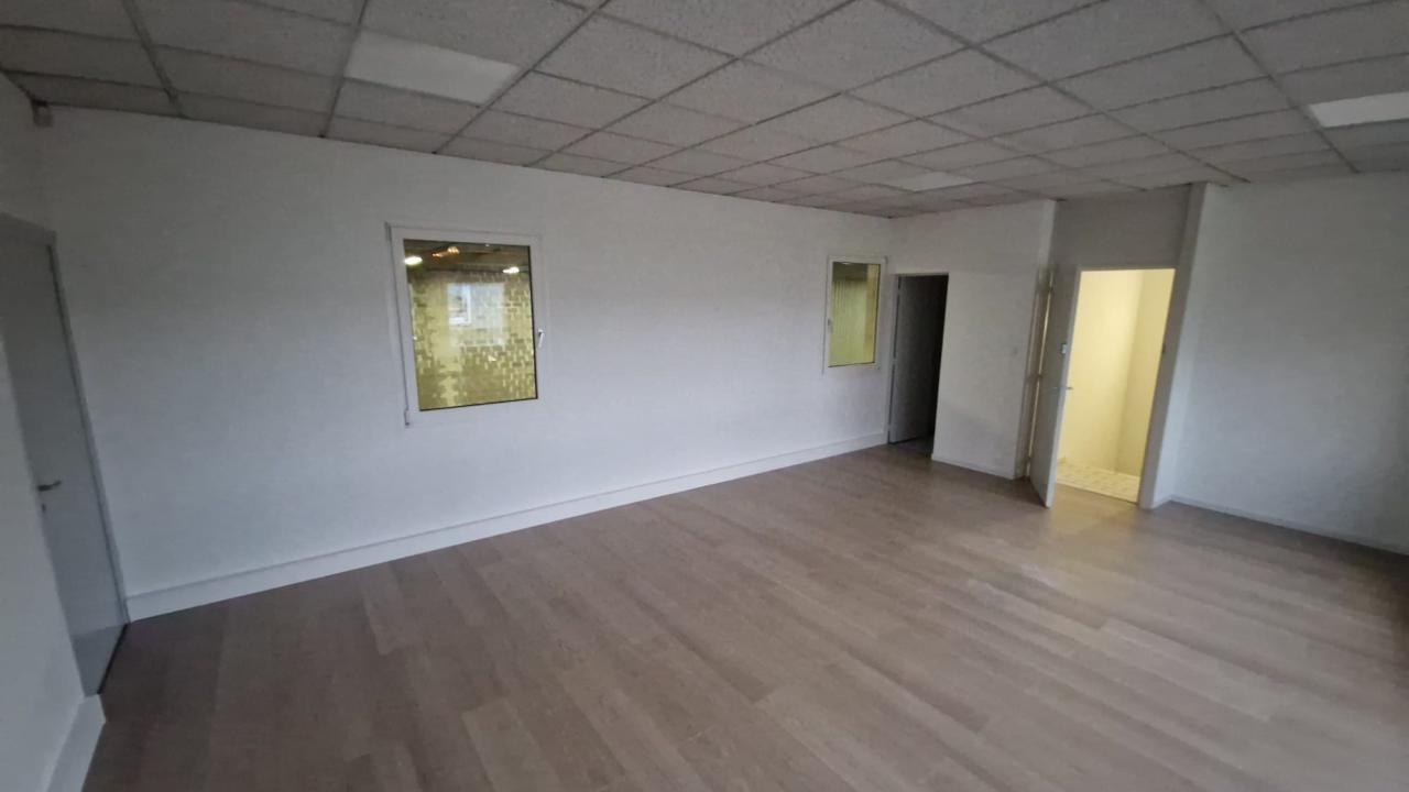 Local d'activité Saint-Priest 370m² Location local d'activité Saint-Priest Rhône OLACT2314290 9